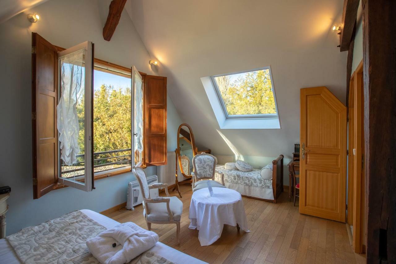 Отель Le Colombier De Hanches - Teritoria Экстерьер фото